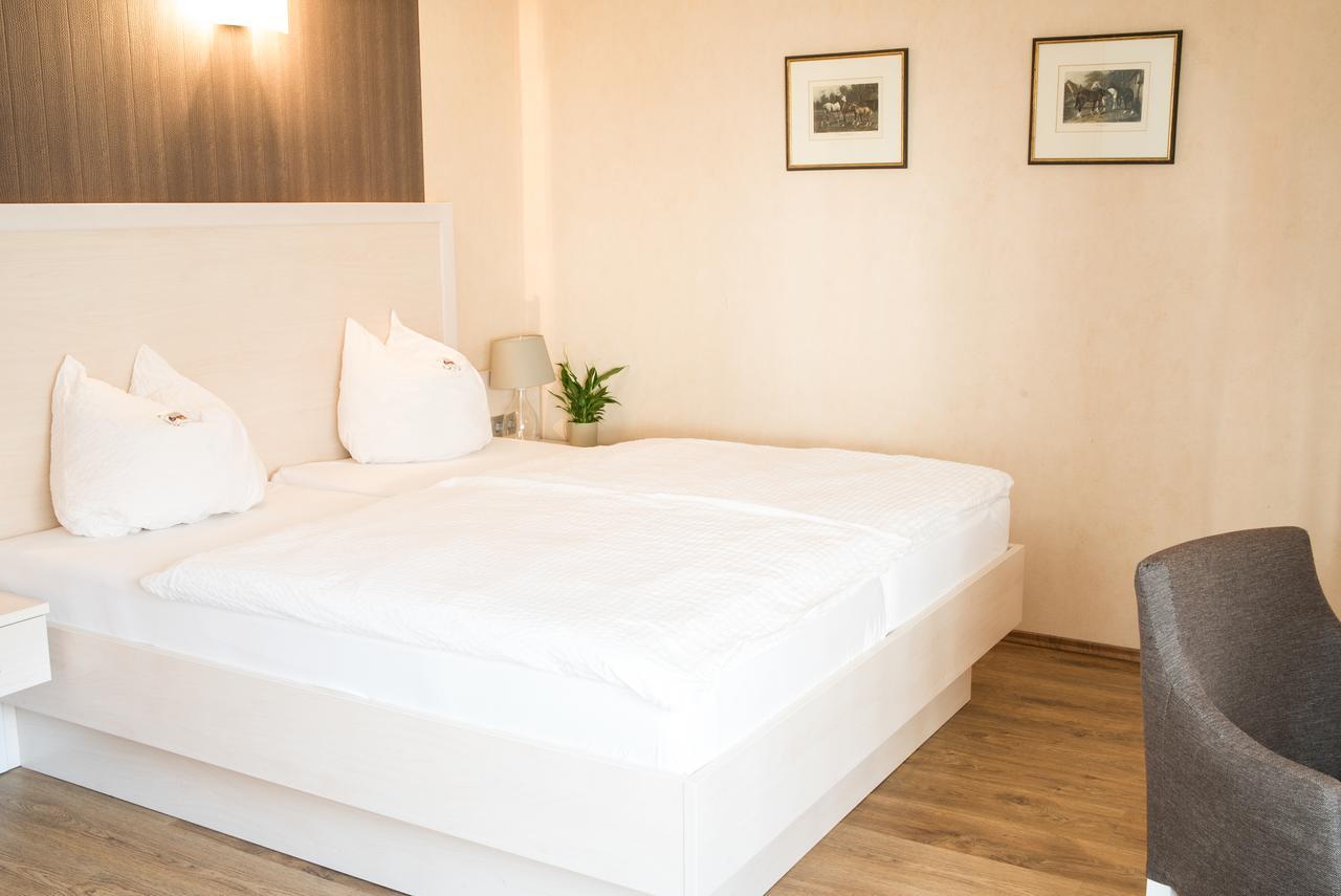 Weddeler Hof Hotell Cremlingen Eksteriør bilde